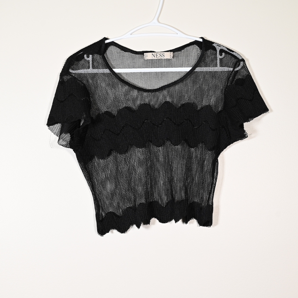 Ness Sheer Crop T-shirt Top M Black